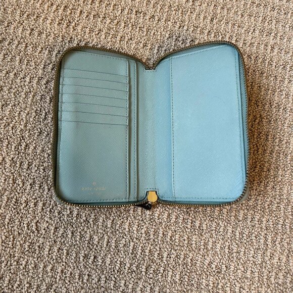 Kate Spade Wristlet - Picture 4 of 7